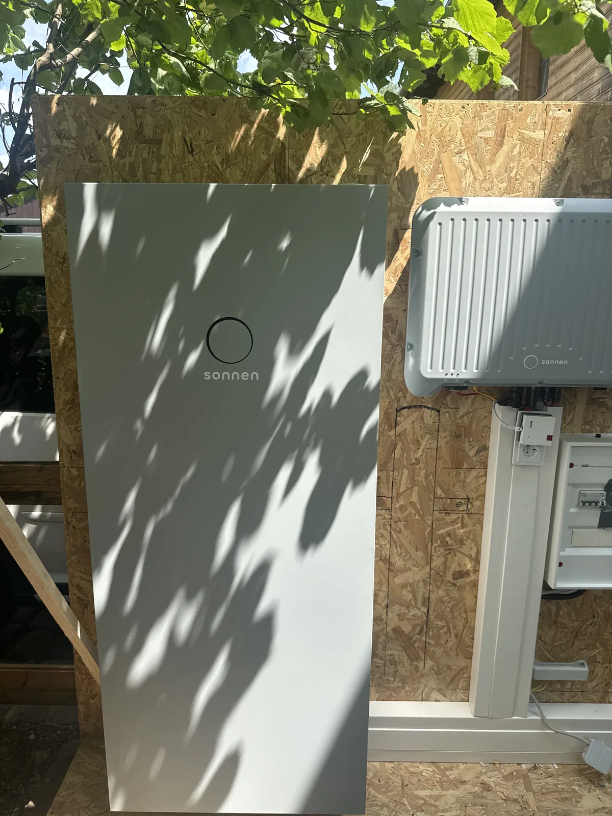 sonnen Hybrid Speicher mit integriertem Wechselrichter