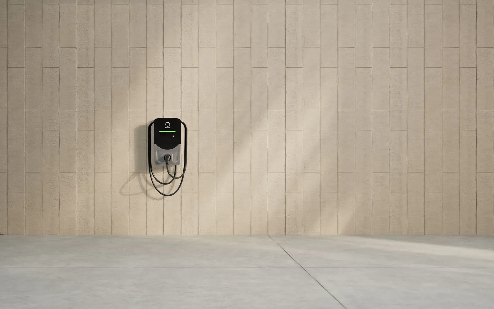 sonnen Home Charger an einer Wand